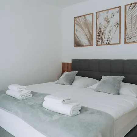 Kus Velden * Velden am Wörthersee